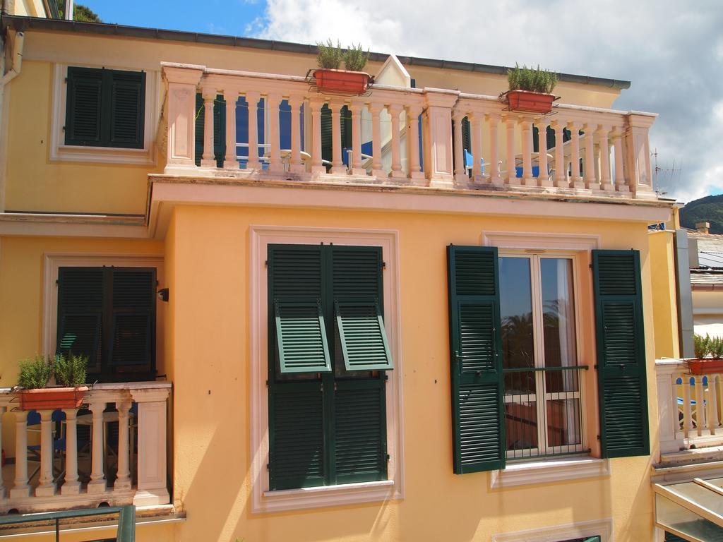 Piccolo Hotel โมเนเลีย ภายนอก รูปภาพ