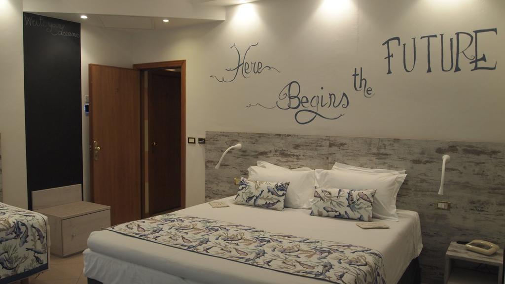 Piccolo Hotel โมเนเลีย ภายนอก รูปภาพ