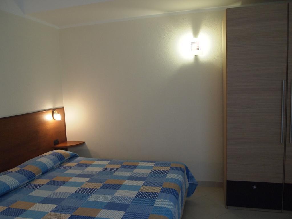 Piccolo Hotel โมเนเลีย ภายนอก รูปภาพ