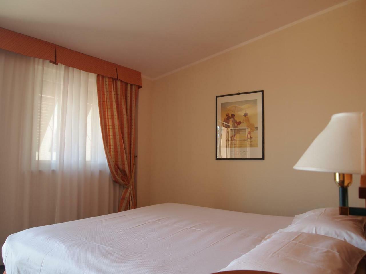 Piccolo Hotel โมเนเลีย ภายนอก รูปภาพ